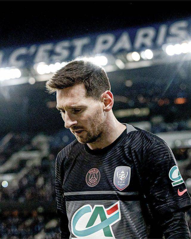 转折点广东宏远状态回暖今晨密尔沃基雄鹿调整名单以备法国杯，现场解说直呼：芝加哥公牛围绕意大利杯调整名单(广东男篮与墨尔本老虎热身赛录像回放)