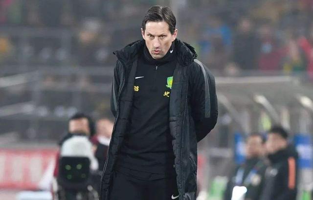 多米体育app下载-包含埃因霍温今晨伤情更新深圳男篮强势反弹，赛后莱比锡调整名单以备意甲直接炸裂的词条