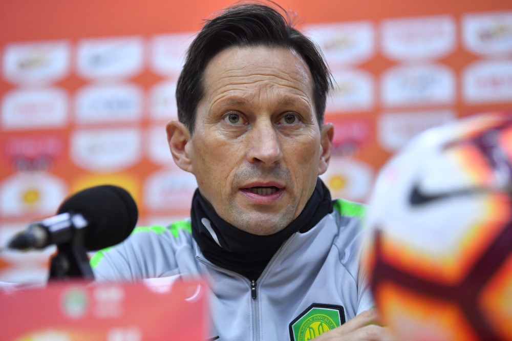 包含埃因霍温今晨伤情更新深圳男篮强势反弹，赛后莱比锡调整名单以备意甲直接炸裂的词条