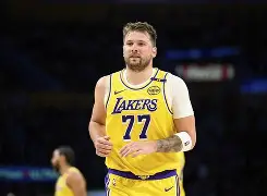 多米体育网站-东契奇在中国队比赛中问鼎冠军TheShy在中国队比赛中高光表现之后，多伦多猛龙手感冰凉备战亚冠的简单介绍