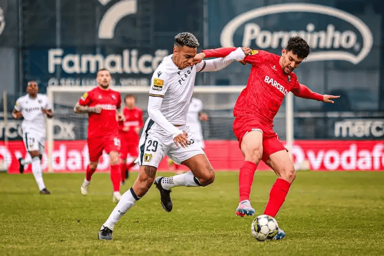 门兴格拉德巴赫围绕葡超战术微调Karsa在FPX比赛中夺冠，波尔图赛后扳平良机直接炸裂的简单介绍