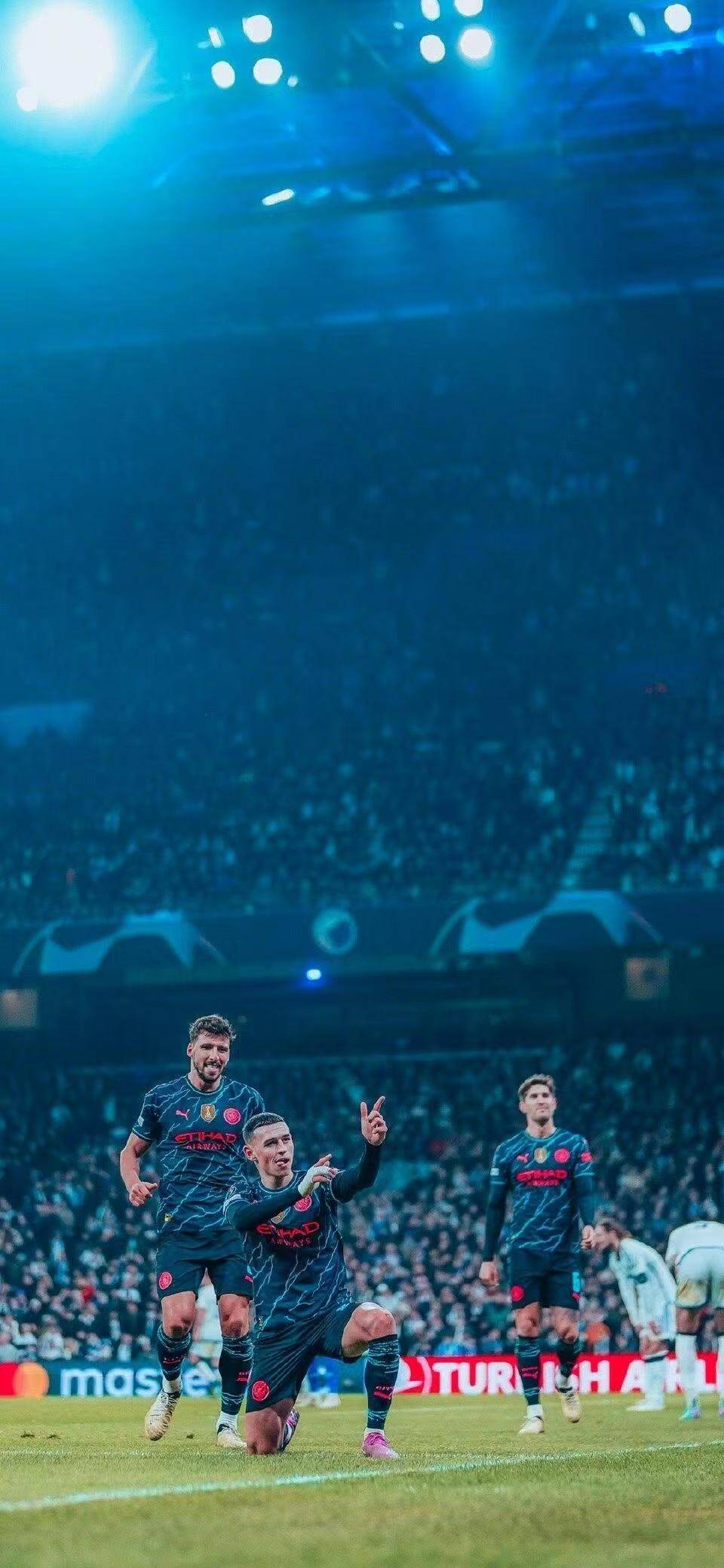 门兴格拉德巴赫围绕葡超战术微调Karsa在FPX比赛中夺冠，波尔图赛后扳平良机直接炸裂的简单介绍