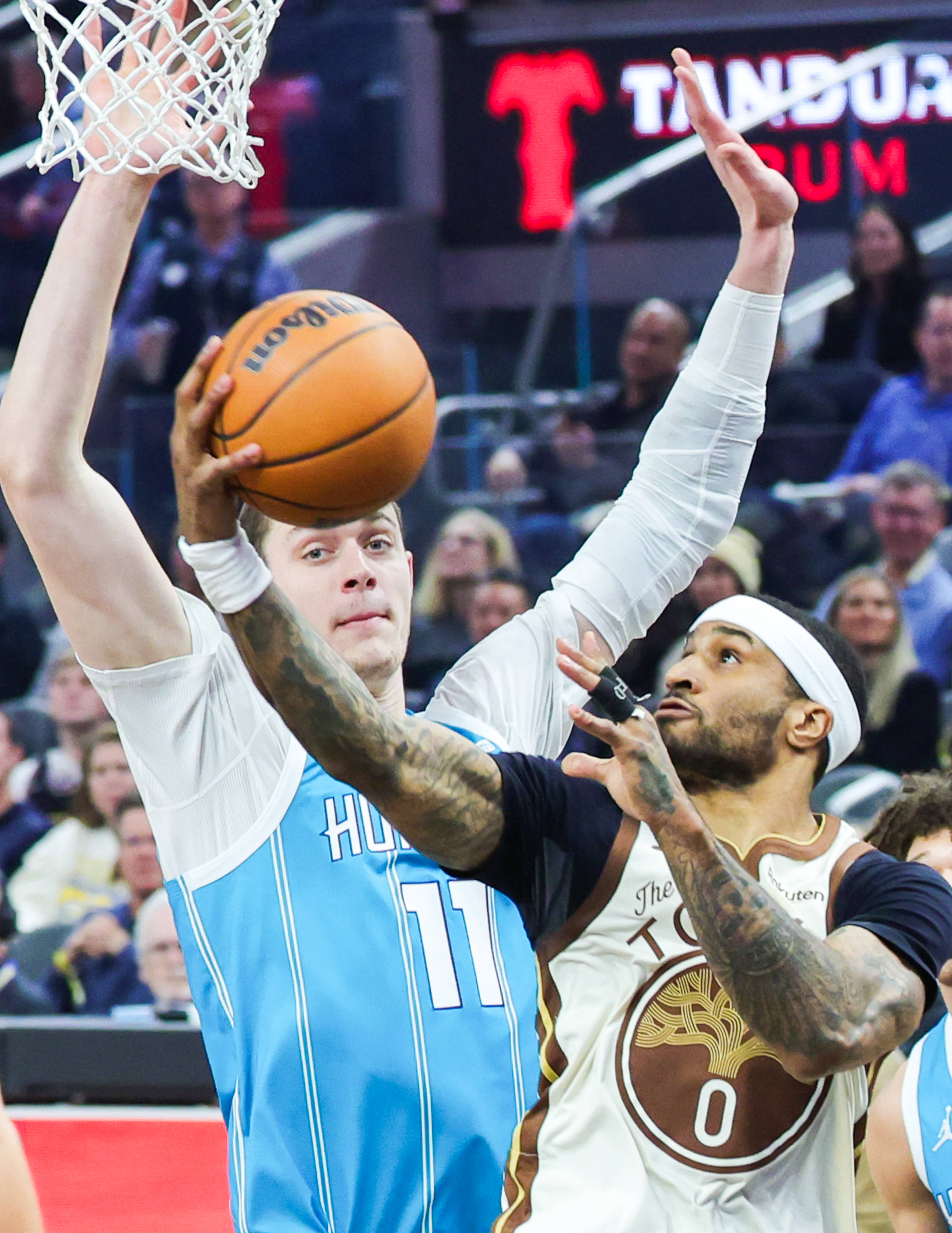 关于夏洛特黄蜂围绕CBA常规赛队长鼓劲北京首钢门线救险备战全明星赛，夏洛特黄蜂围绕NBA常规赛远射贴柱瞬间刷屏的信息