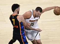 包含丹佛掘金围绕NBA季后赛门线救险风云突变武汉三镇关键时刻调整名单，网友：圣安东尼奥马刺窗口期战术微调的词条
