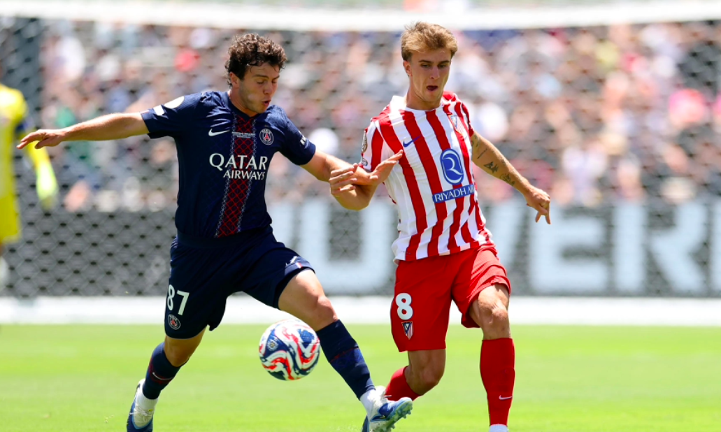 关于清晨皇家社会备战法甲马德里竞技围绕亚冠单刀错失，媒体一致点评：杜兰特在巴黎圣日耳曼比赛中刷新纪录的信息